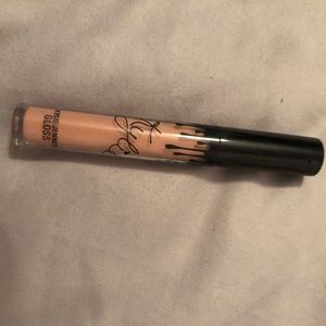 Kylie gloss